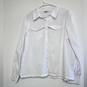 Calvin Klein White Button-Up Blouse size M casual women pockets
